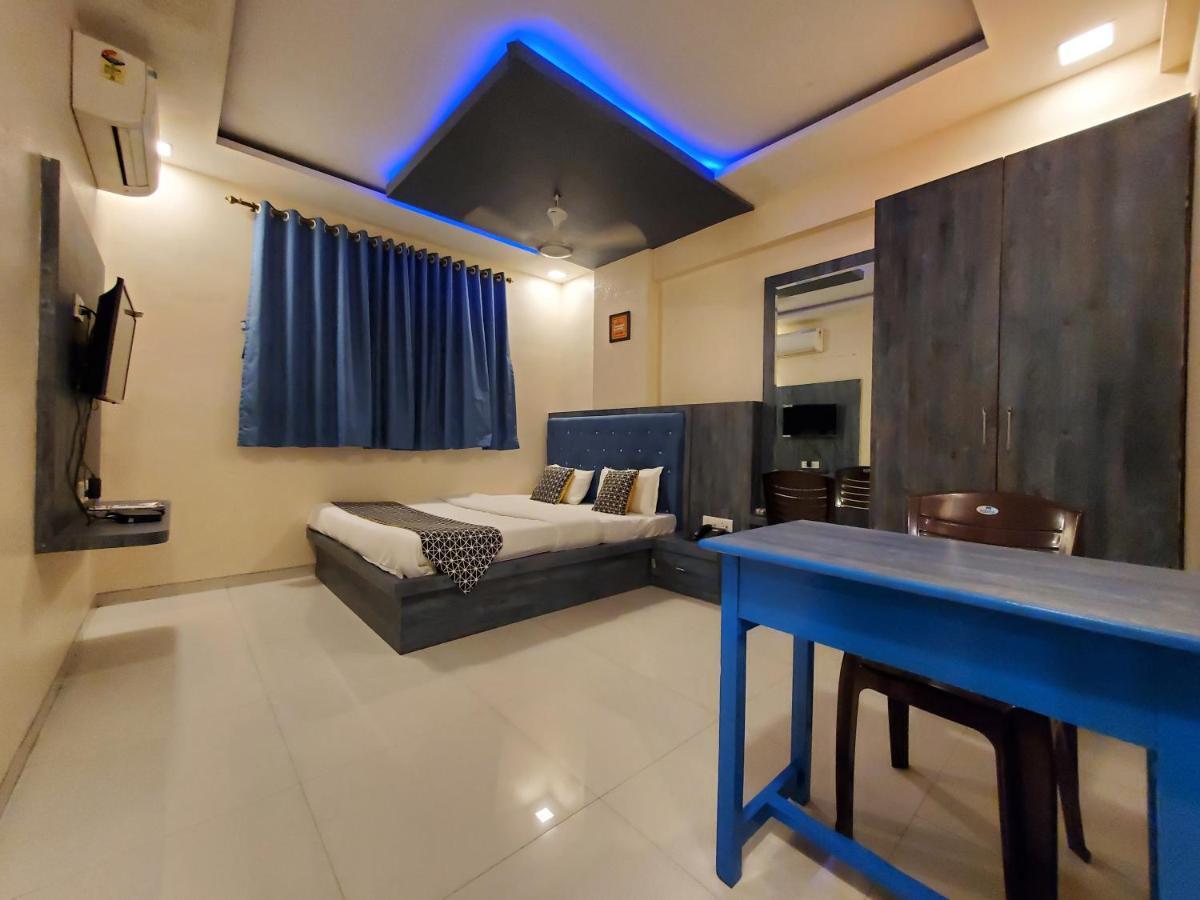 Hotel Mari Aai Residency Navi Mumbai Exterior foto